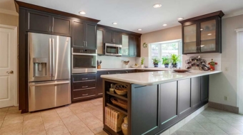 Alder-Espresso_Stained_Kitchen_Cabinets_-_001_-_960x540